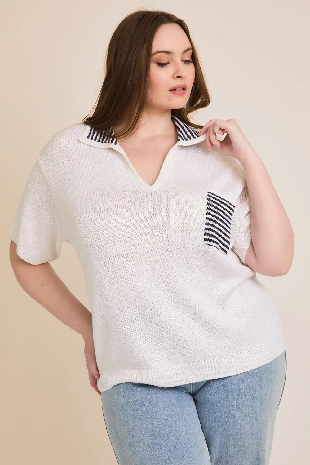 V NECK KNITTED SWEATER