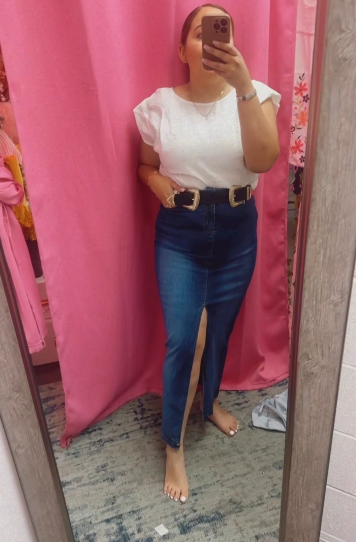 Scottsdale’s Spilt Skirt