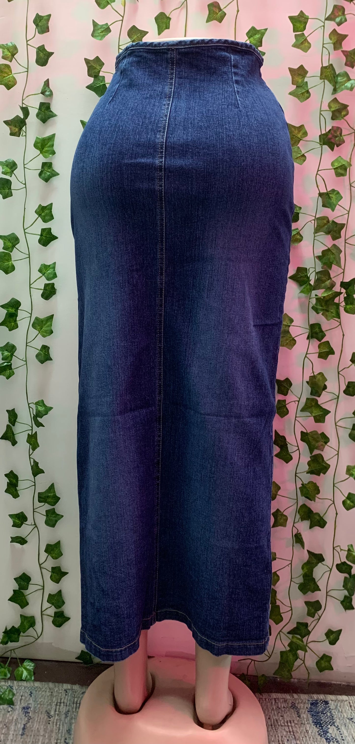 Scottsdale’s Spilt Skirt